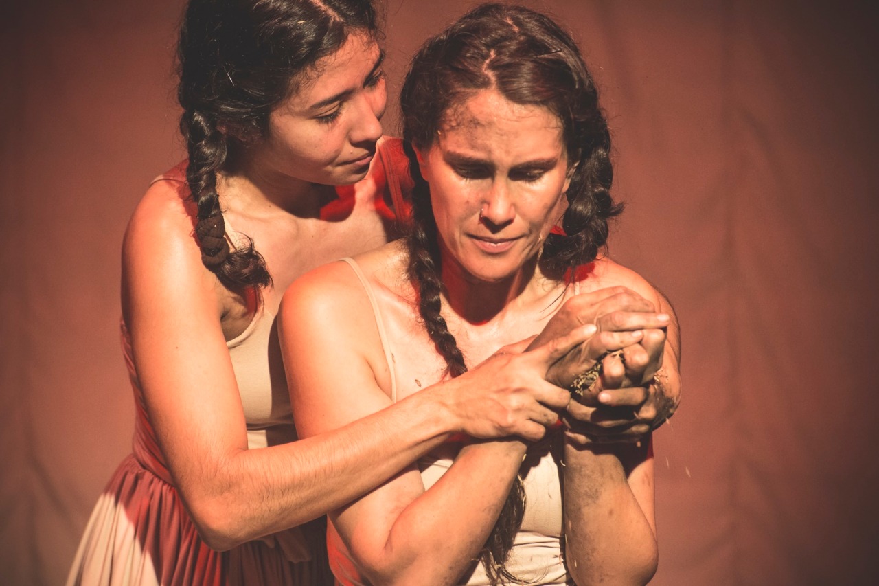 ‘Colombia Celebra el Teatro’ coincide con el Día Internacional del Teatro que desde 1961 se celebra cada 27 de marzo por iniciativa del Instituto Internacional de Teatro (ITI), organización que hace parte la UNESCO.
